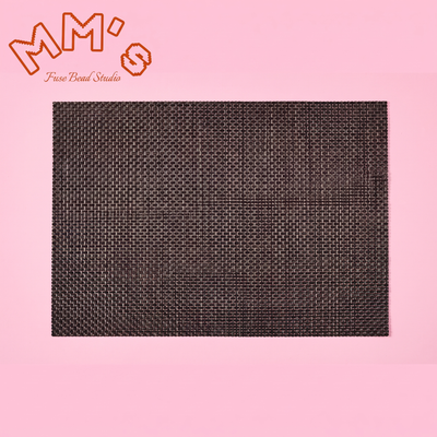 Heat-resistant textured ironing mat for fuse bead projects