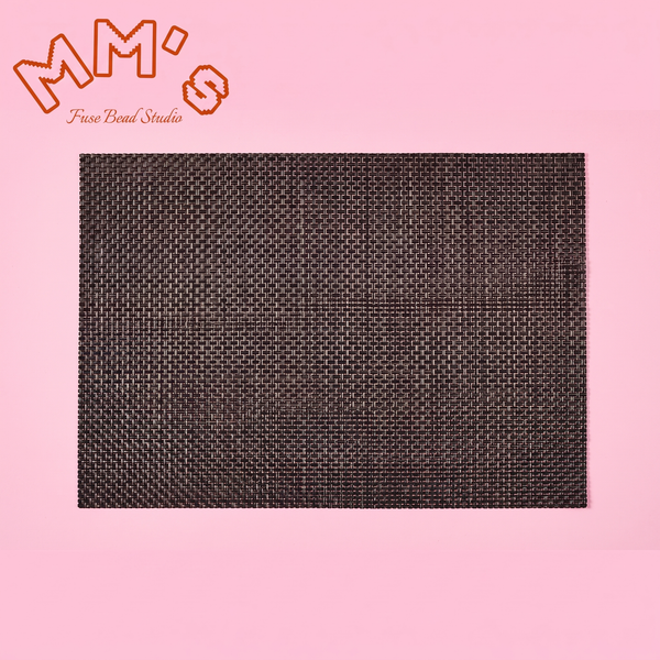 Heat-resistant textured ironing mat for fuse bead projects